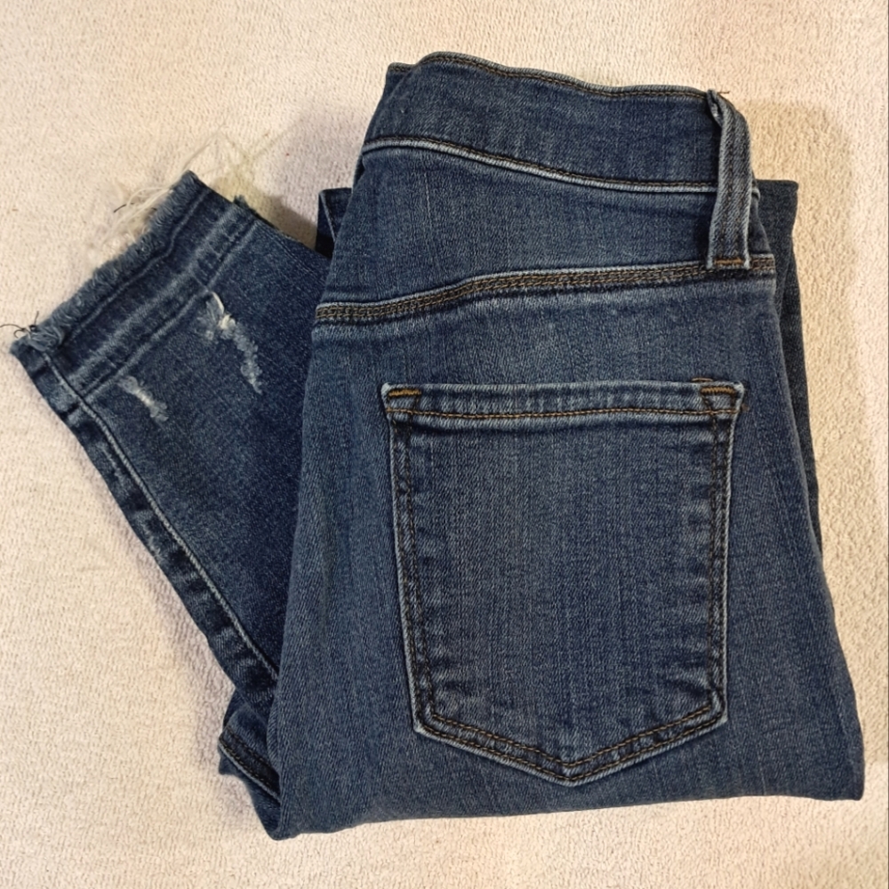 Women's distressed J Brand jeans! NWOT! Sz. 2/26